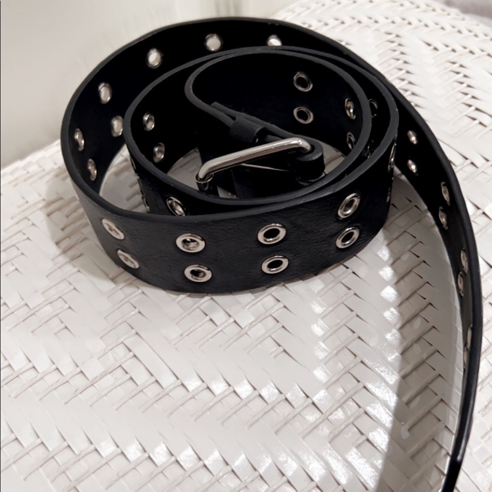 Black Brandy Belt